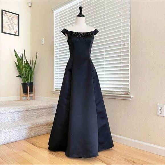 Vintage Gunne Sax Jessica McClinton Off The Shoulders Black Tulle Bottom Dress - Picture 1 of 11